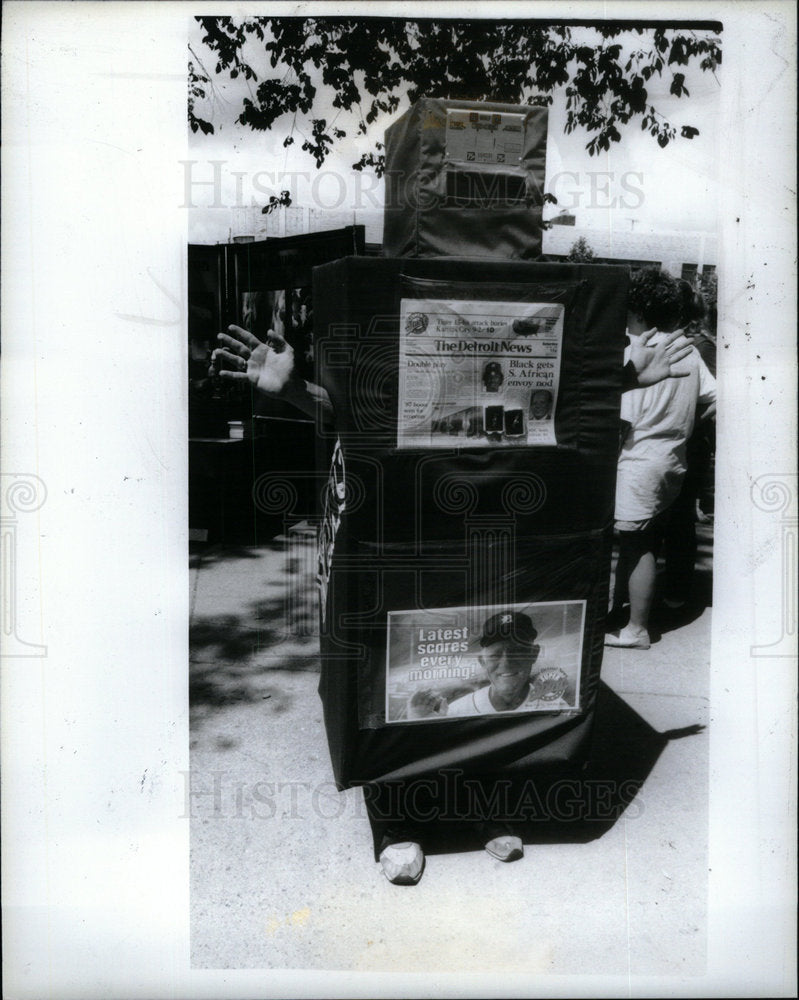 1986 Art Fair in Ann Arbor Michigan - Historic Images