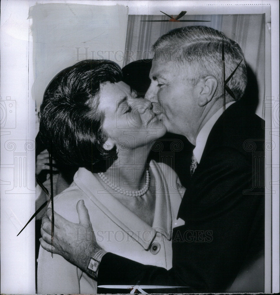 1965 White House John Connor secretary wife - Historic Images