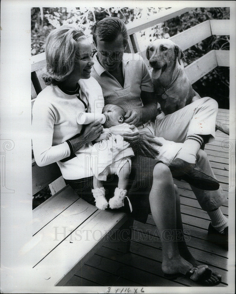 1964 Abby Dalton Matthew David Smith Actor - Historic Images