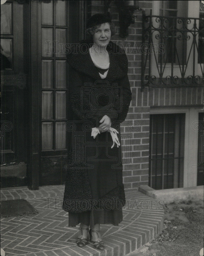 1934 Mrs. Donald Cunningham Socialite - Historic Images