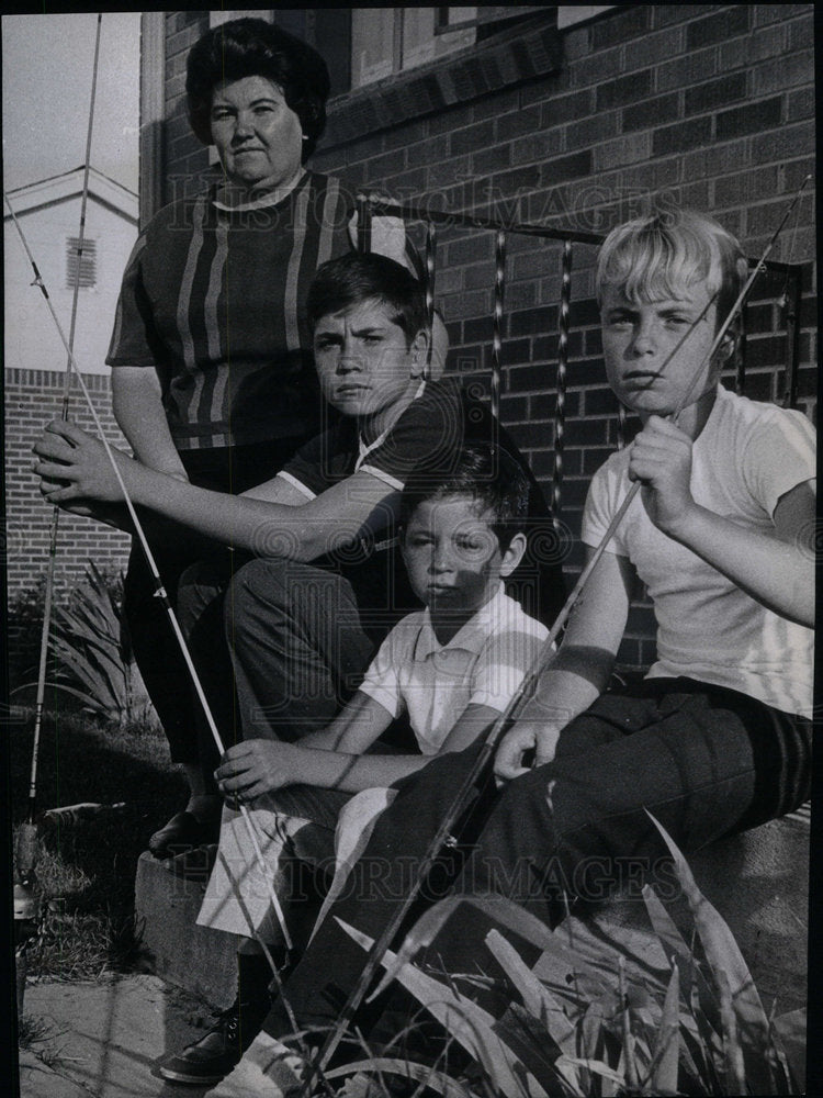 1967 Mrs Joan Marquez With Sons Fishing - Historic Images