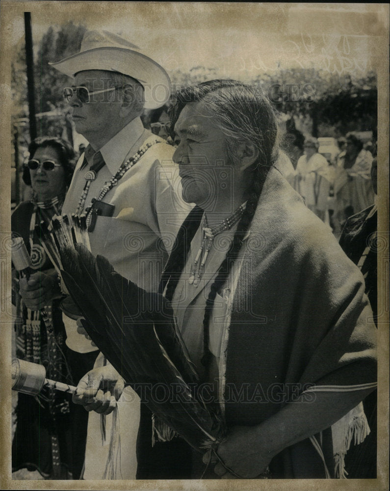 1977 James Cox & Eddie Box Native Americans - Historic Images