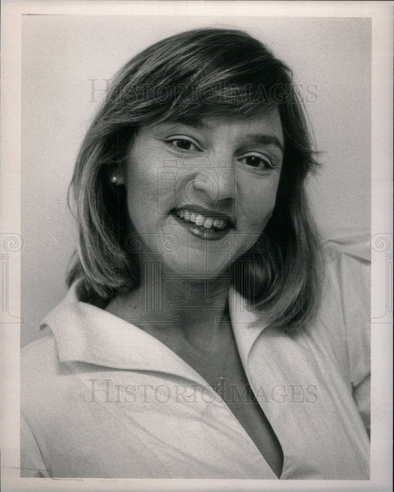 1986 Elaine Less Magazine Publisher Writer - Historic Images