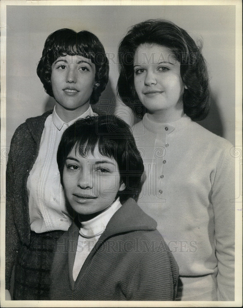 1965 Three Coeds Picked By Phi Beta Kappa - Historic Images