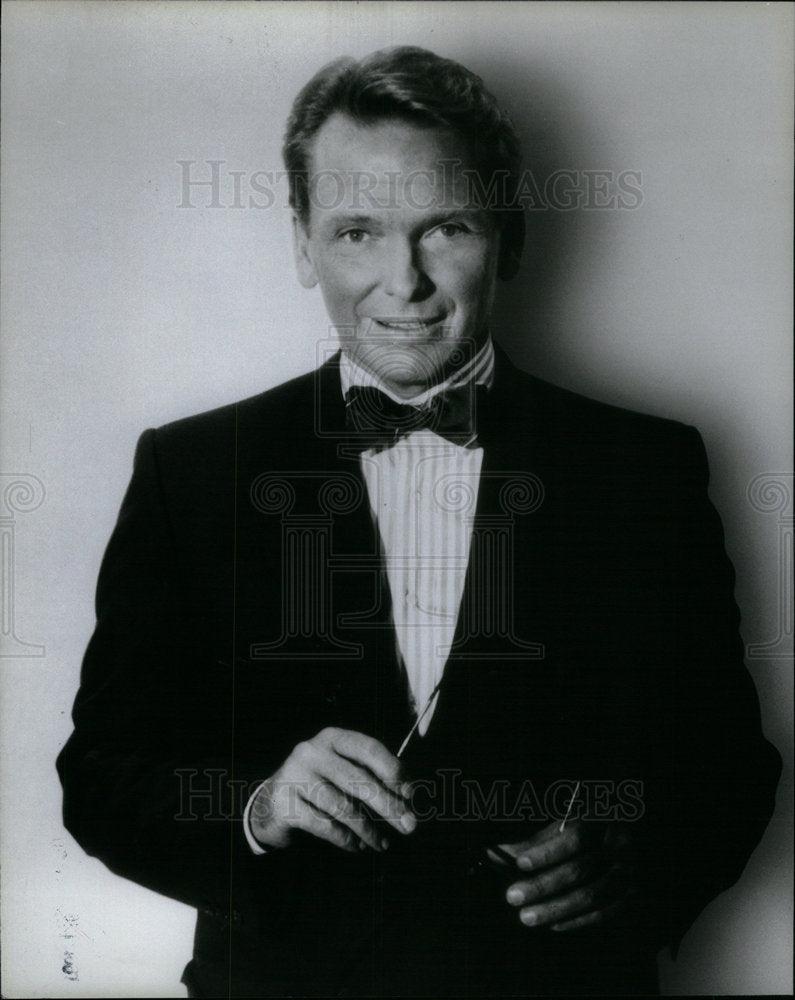 1991 Bob Macuie - Historic Images