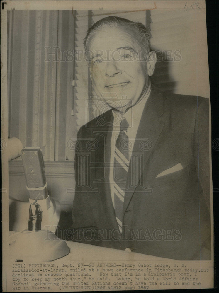 1967 Henry Cabot Lodge US ambassador meet - Historic Images