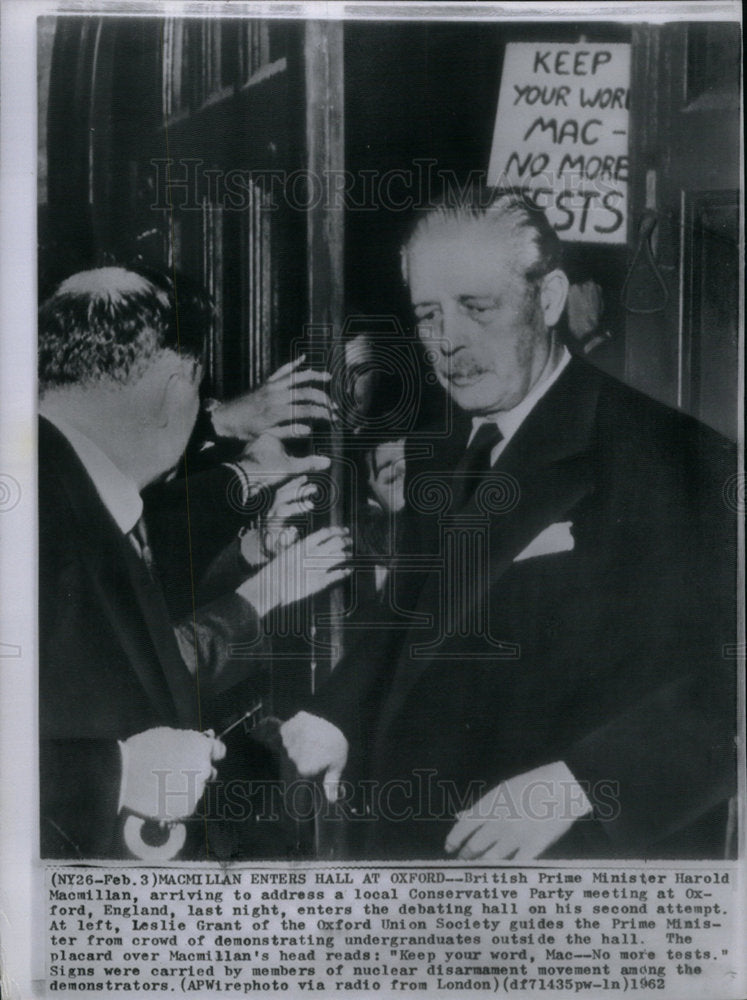 1962 British Prime Minister Harold Macmilla - Historic Images