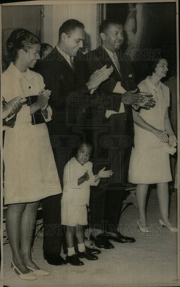 1967 Press Photo Chairman Clifford L. Alexander Sworn - Historic Images