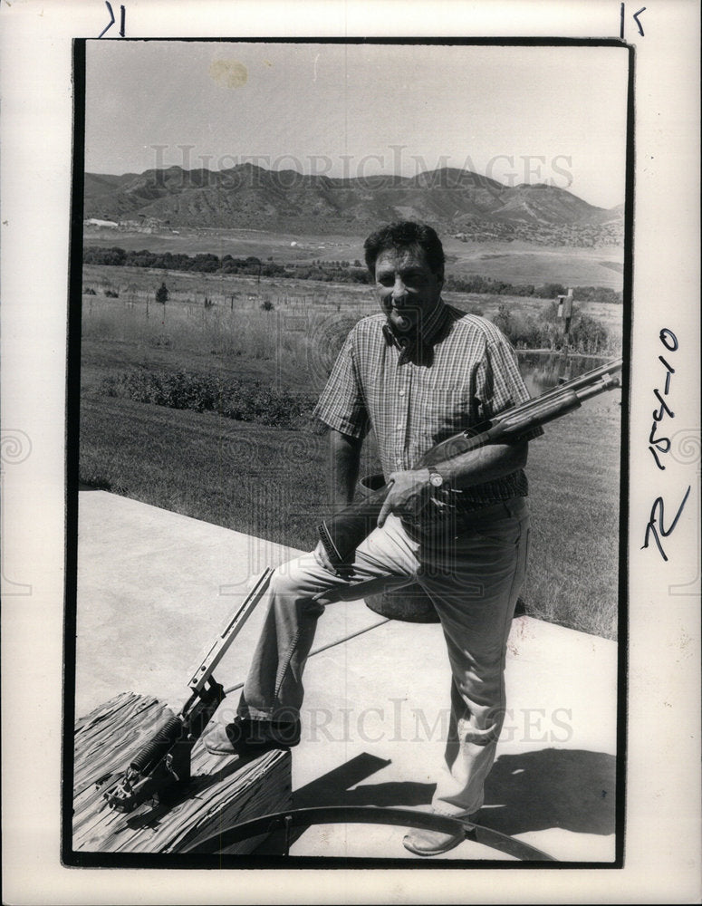 1987 Press Photo Arch Andrews With &quot;Arch&quot; - Historic Images