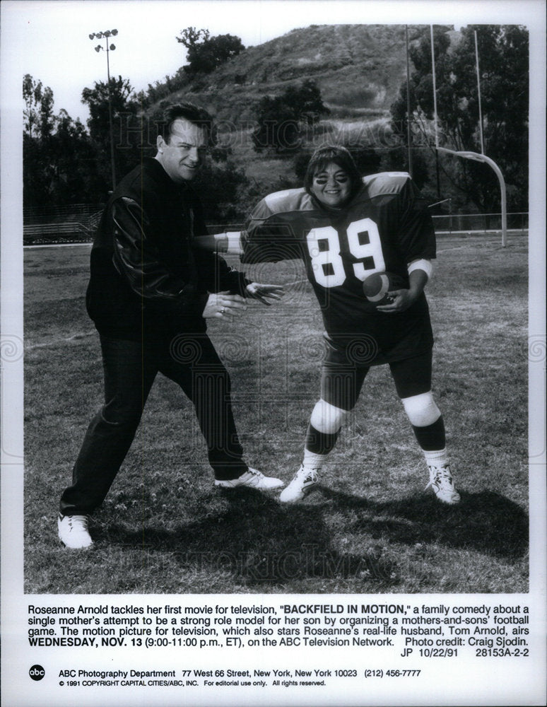 1991 Press Photo Roseanne Tom Arnold movie television - Historic Images