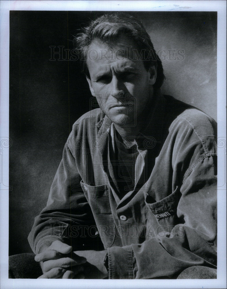 1992 Press Photo Corbin Bernsen American Actor Director - Historic Images