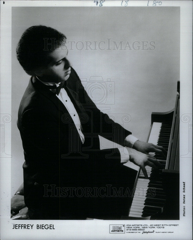 1988 Press Photo Jeffrey Biegel, American Pianist. - Historic Images