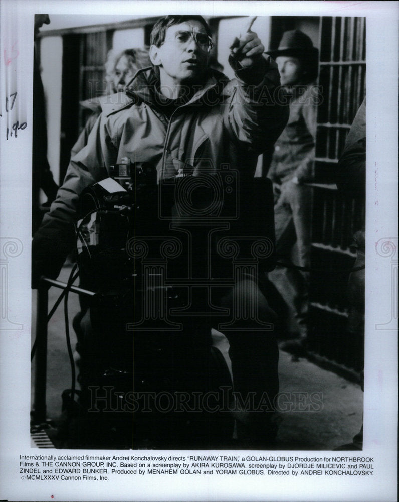 1986 Press Photo Andrei Konchalovsky Runway Train Film - Historic Images