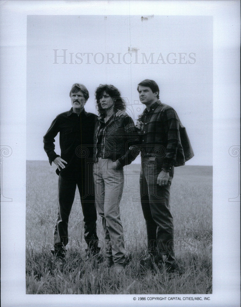 1987 Press Photo Kris Kristofferson Christine Lahti - Historic Images