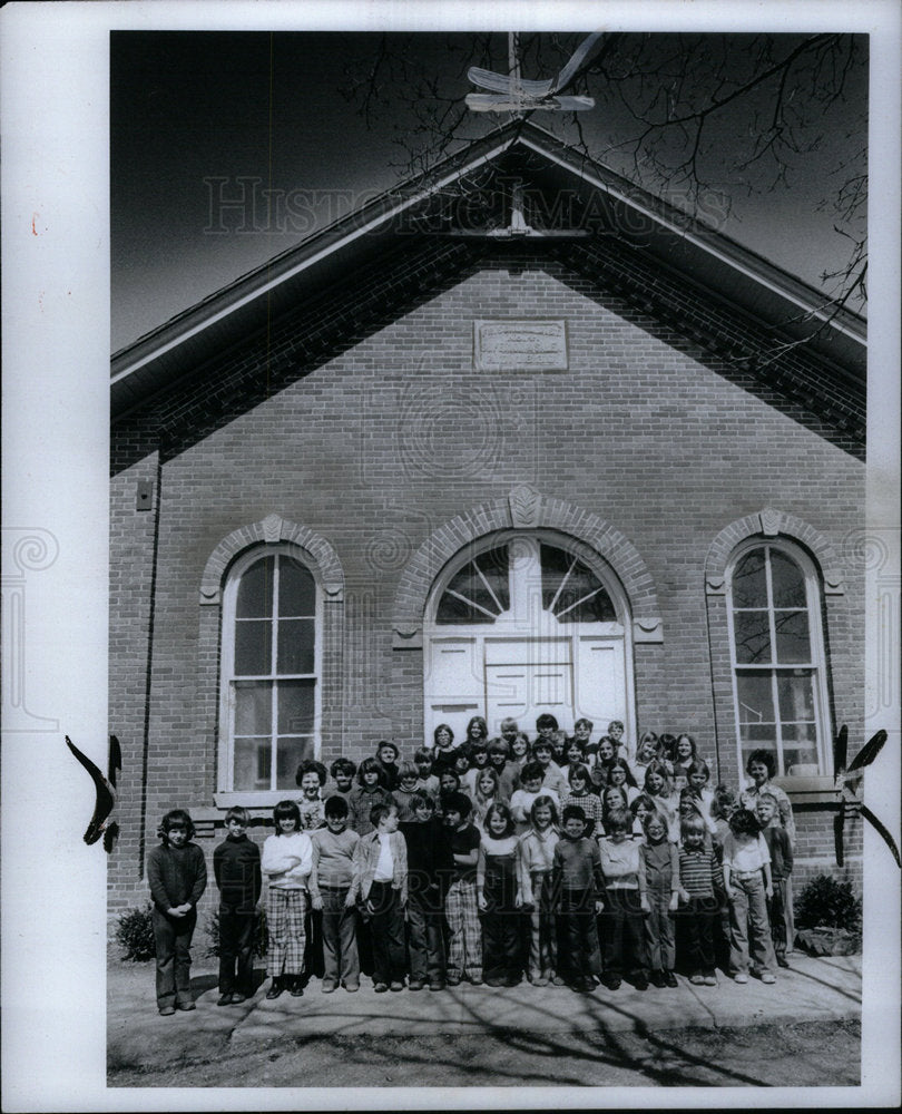 1974 Press Photo Cherry Creek School - Historic Images