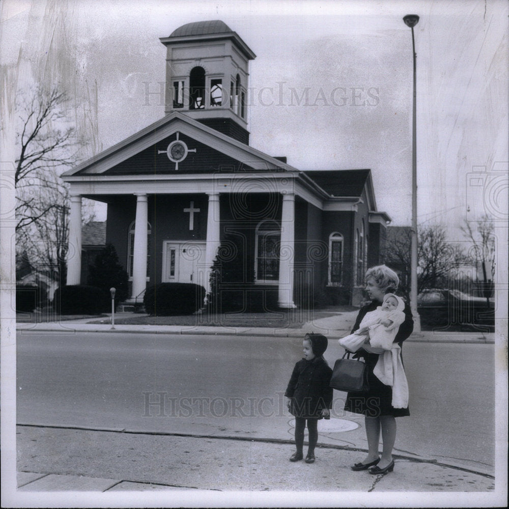 1968 Press Photo Mrs Charles Gross Beth chruch Michigan - Historic Images