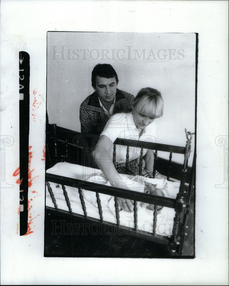 1981 Press Photo Poland Refugees Detroit - Historic Images