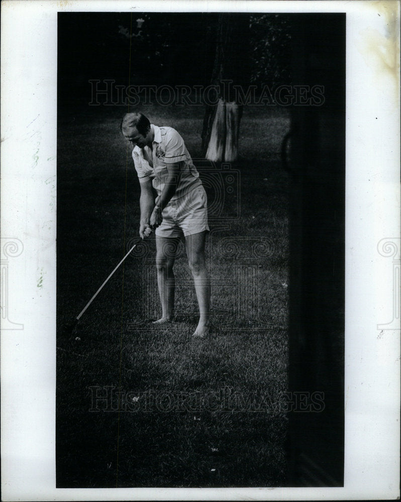 1981 Press Photo Jan Sniadek golf club Poland refugees - Historic Images