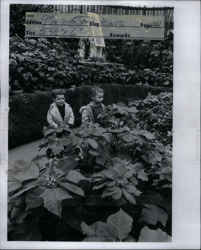 1973 Press Photo Flower Show David Kathy Bertrand Isle - Historic Images