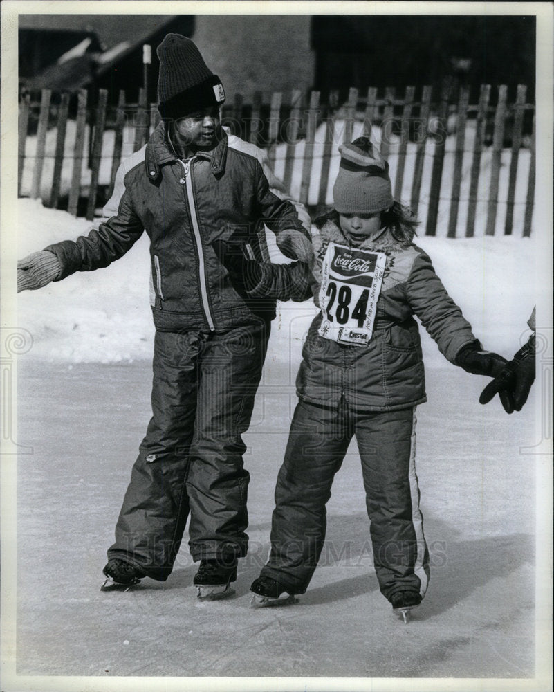 1927 Press Photo Kristine Kelly another Winter Olympics - Historic Images