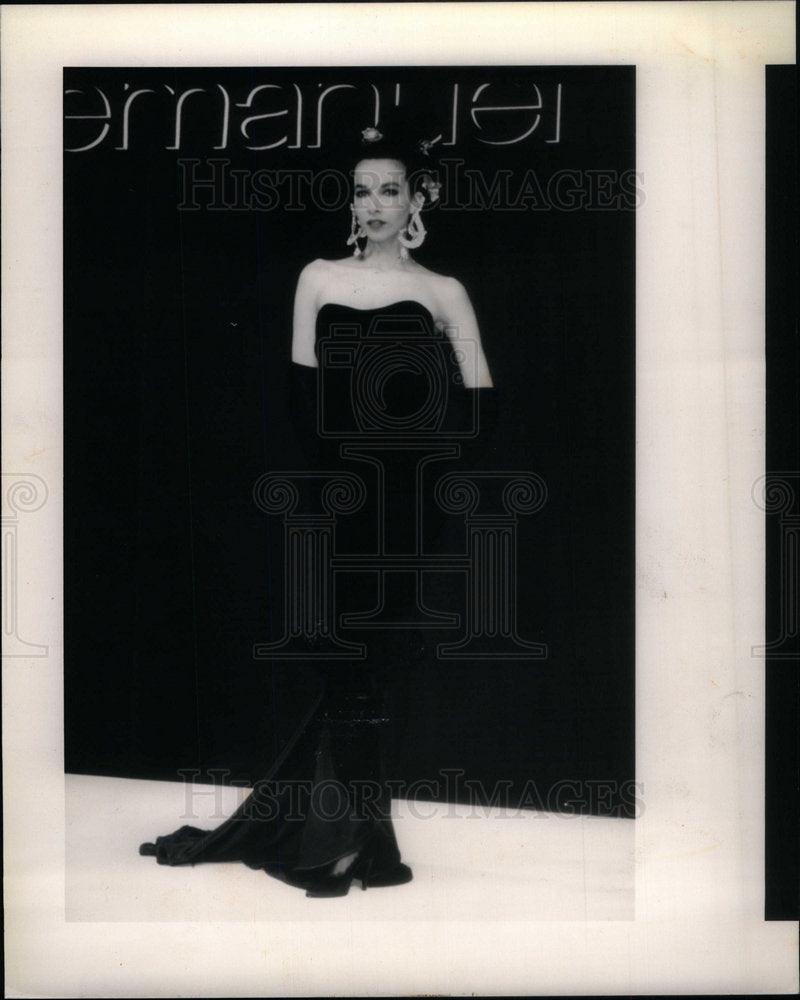 1988 Press Photo Emanuel Ungaro elegant gowns Paris - Historic Images