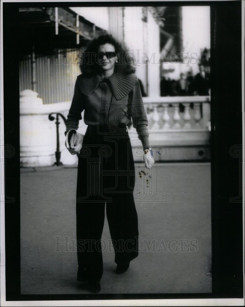 1988 Press Photo Pant Wide Runway Flood - Historic Images