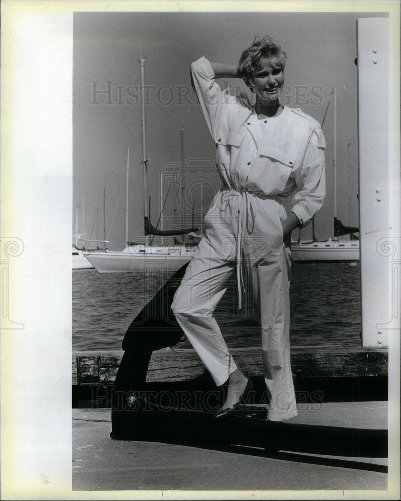 1986 Press Photo Linda Allard Ellen Tracy white Cotton - Historic Images