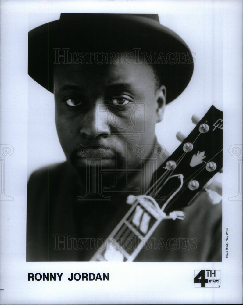 1994 Press Photo Ronny Jordan Guitarist Acid Jazz - Historic Images