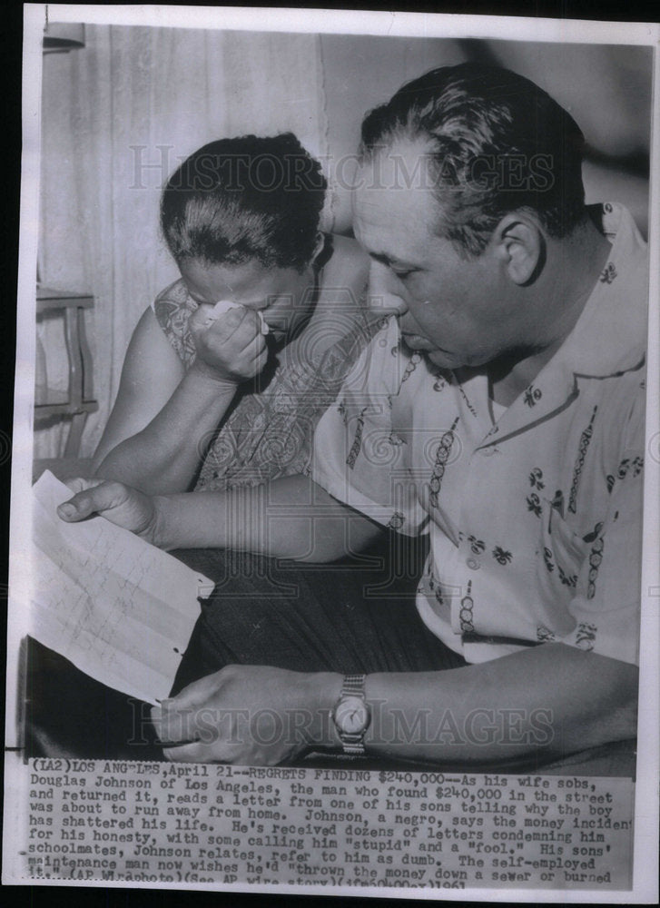 1961 Press Photo Johnson Negro Los Angels Sobs Douglas - Historic Images