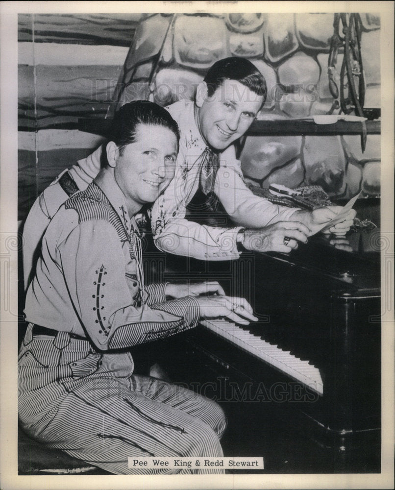 1953 Press Photo Pee Wee King Redd Stewar Piano Playing - Historic Images