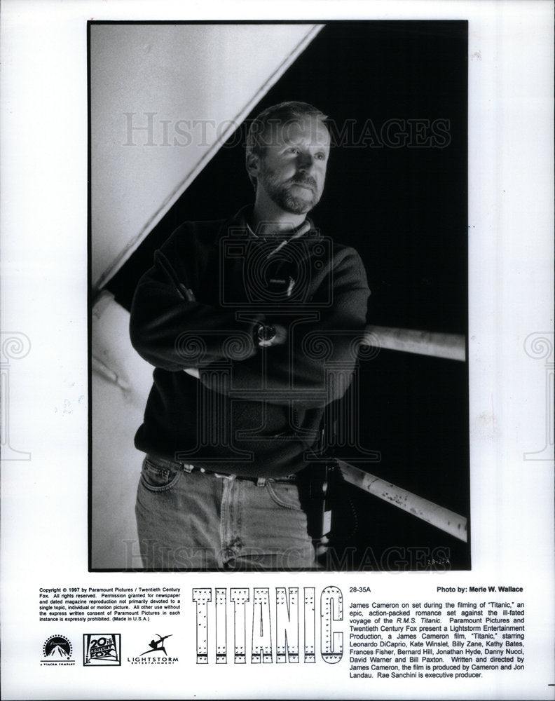 1998 Press Photo James Cameron Titanic Movie - Historic Images