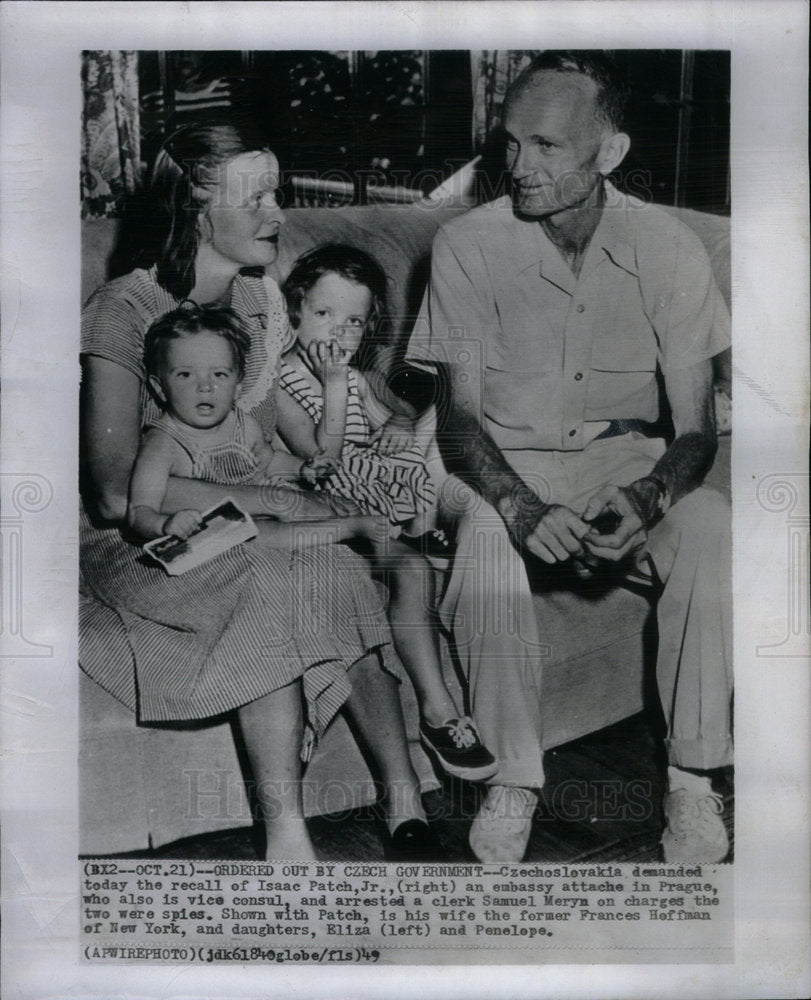 1949 Press Photo Isaac Patch Jr., and his family. - Historic Images