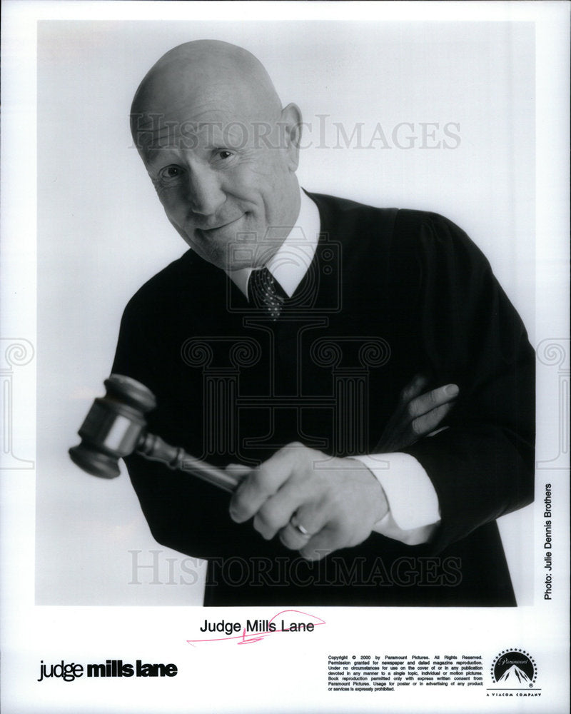 2001 Press Photo Mills Bee Lane III District Court - Historic Images