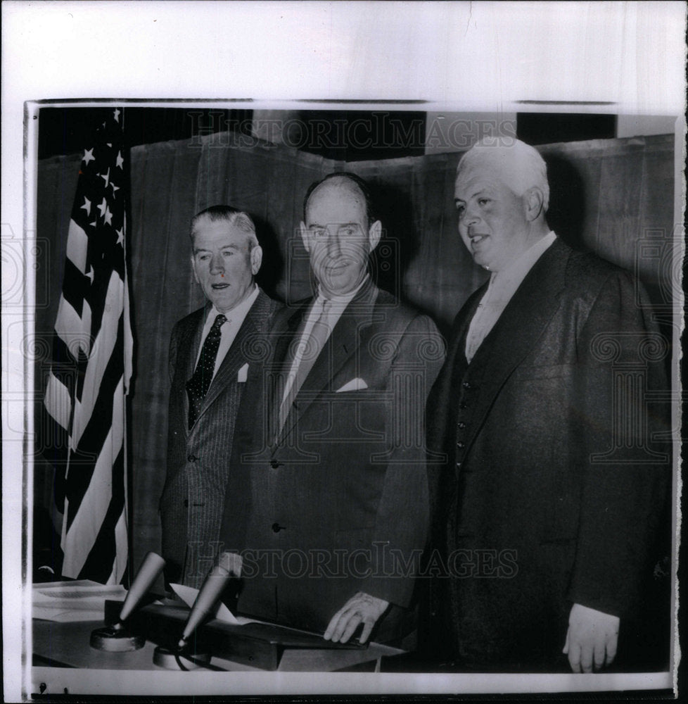 1955 Press Photo Stevenson Campaign Director Raskin - Historic Images