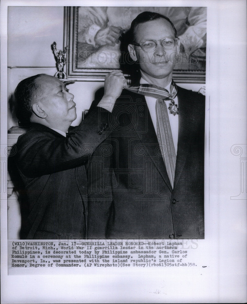 1958 Press Photo Robert Lapham leader Gen Carlos Romulo - Historic Images