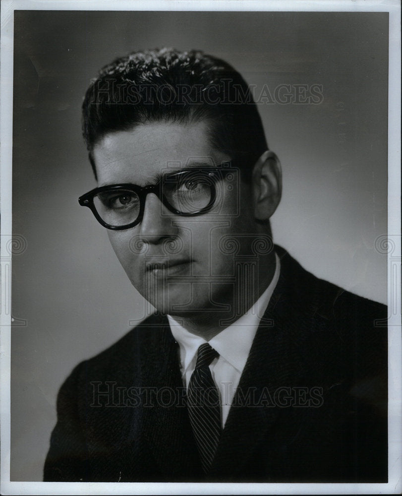 1965 Press Photo Frank Rauscher National Camer Inst - Historic Images