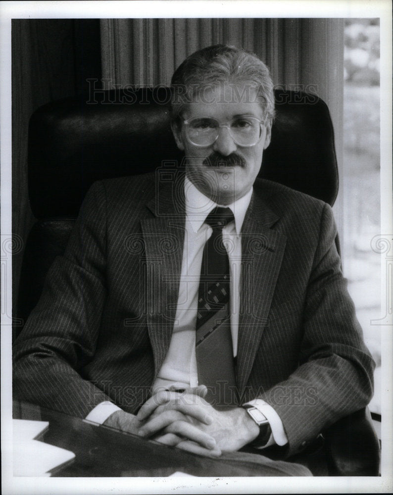 1987 Press Photo Justin Ravitz Attorney Riot - Historic Images