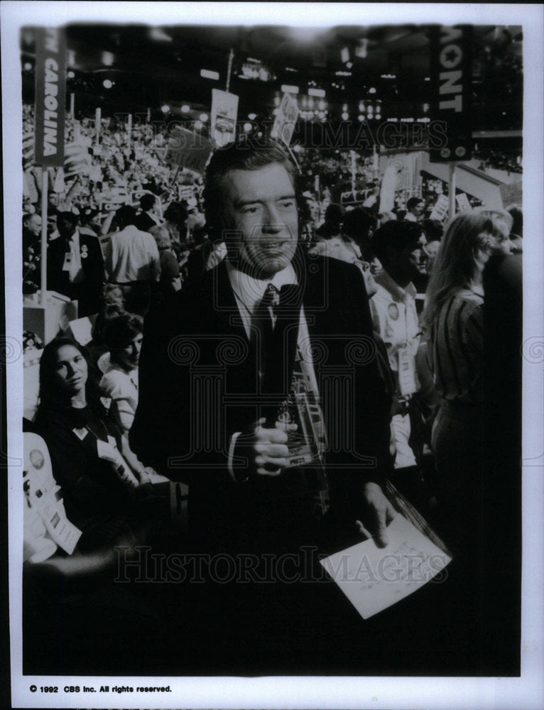 2001 Press Photo Dan Rather American Journalist. - Historic Images