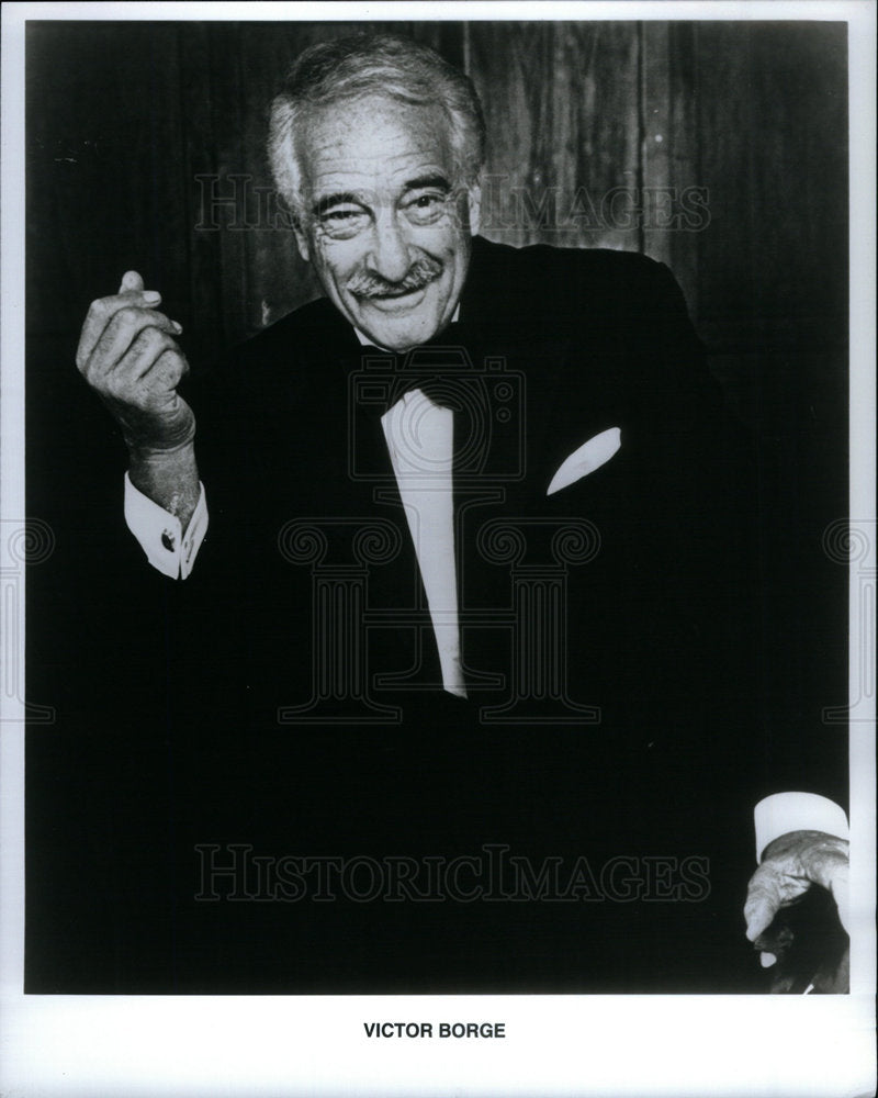 Press Photo Victor Borge Danish Clown Prince Great Dane - Historic Images