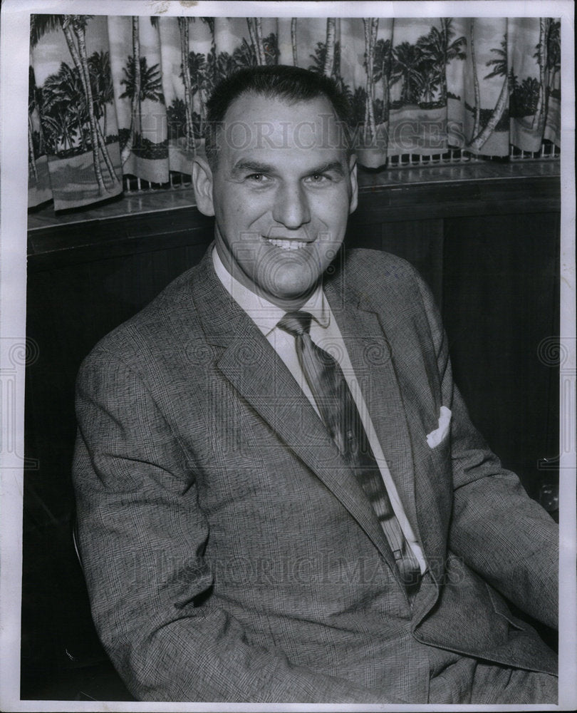 1958 Press Photo Mayor William Radak Melvindale - Historic Images