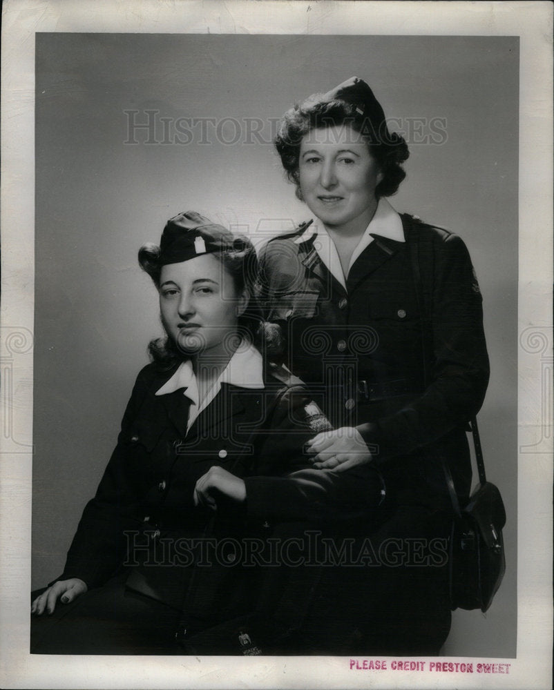 1944 Press Photo Mrs Meyer Rosenbaum Margy AWVS org - Historic Images