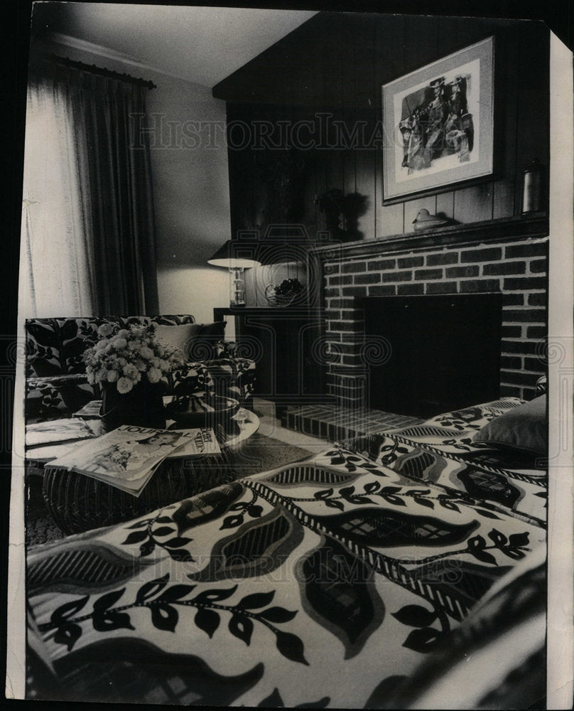 1970 Press Photo Family Room Groove Home Model - Historic Images