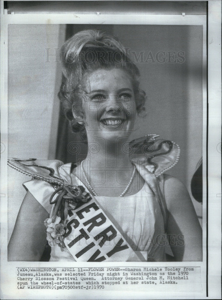 1970 Press Photo Sharon Michele Tooley Cherry Blossom - Historic Images