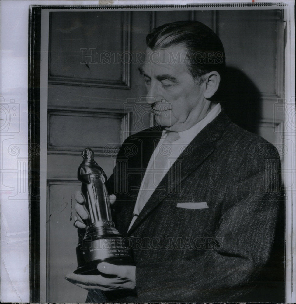 1958 Press Photo Harry Deff Friars Club Dean - Historic Images