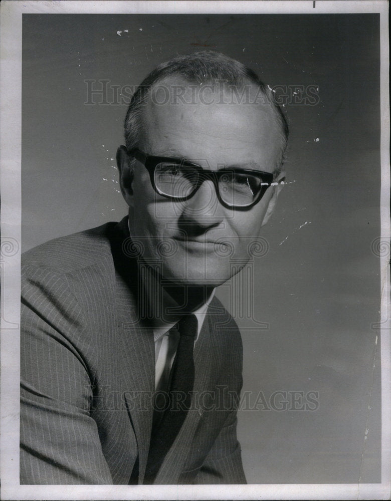 1969 Press Photo Jack Perkins Reporter Commentator Host - Historic Images