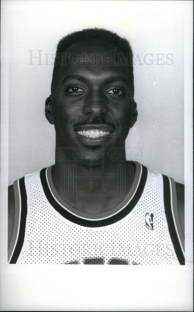 1990 Press Photo John Salley Chicago Bulls Player - Historic Images