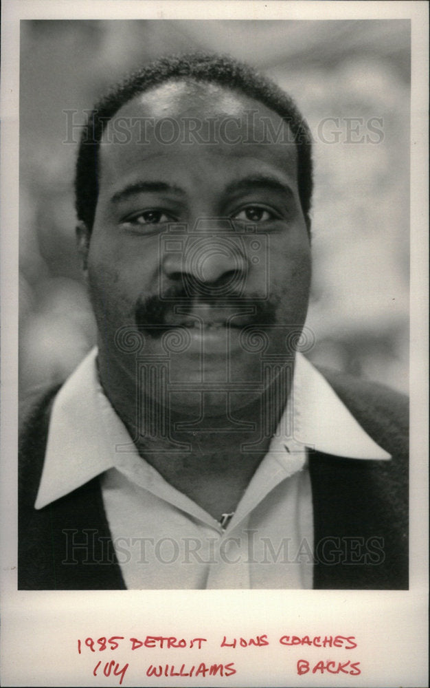 1985 Press Photo Detroit Lions William Back Coach - Historic Images