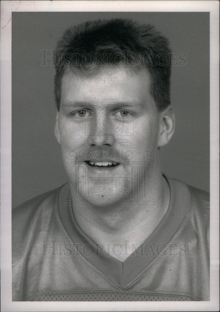 1992 Press Photo John Derby Detroit Lions Linebacker - Historic Images