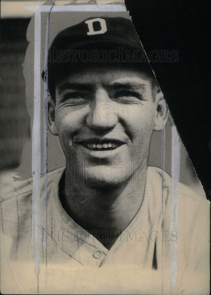 none none Baseball Player Lynnwood - Historic Images