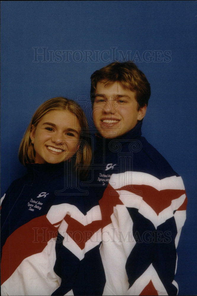 Press Photo Detroit Skating Club members - Historic Images